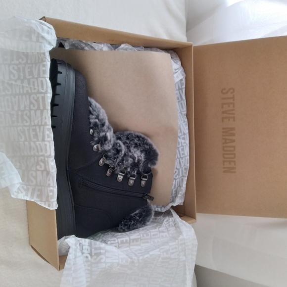 Madden Faux Suede Shearling Lined Lug Lace-Up Zip Ankle Boot, Warm Fuzzy Furry - Picture 8 of 12